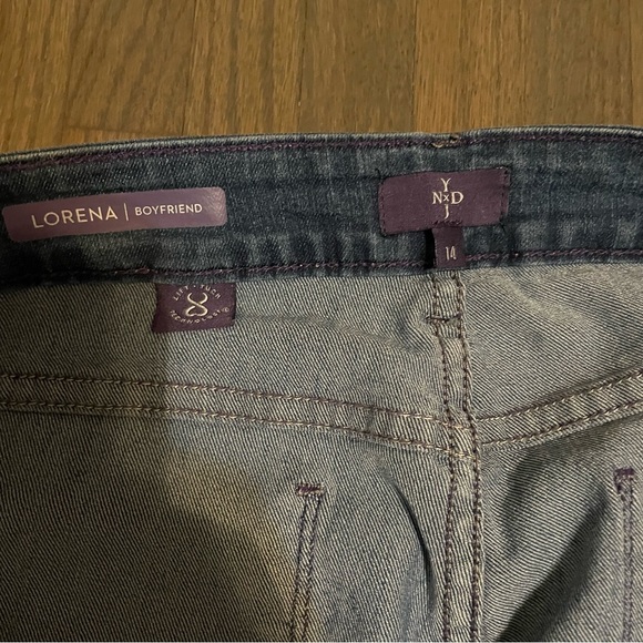 NYDJ Lorena Boyfriend - Picture 4 of 5